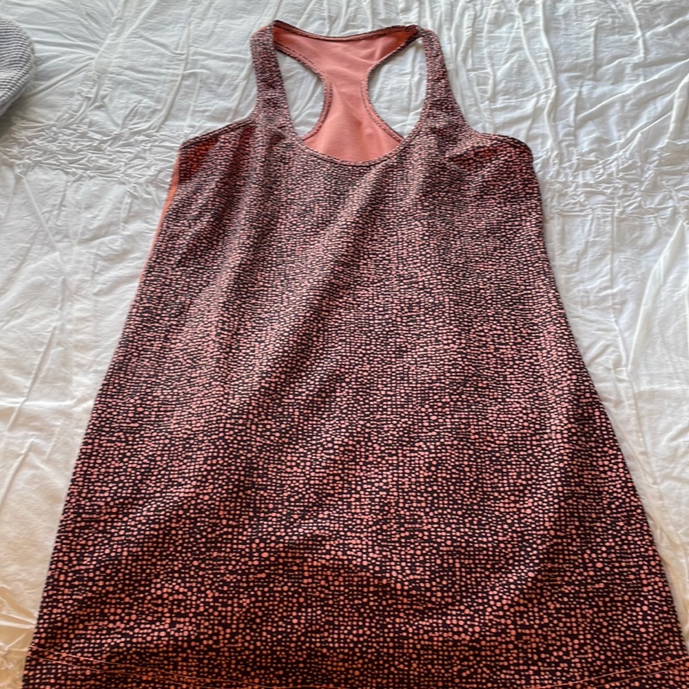 Lululemon tank